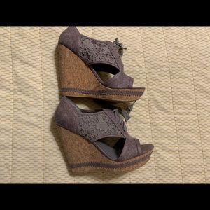 Size 9 purple wedge
